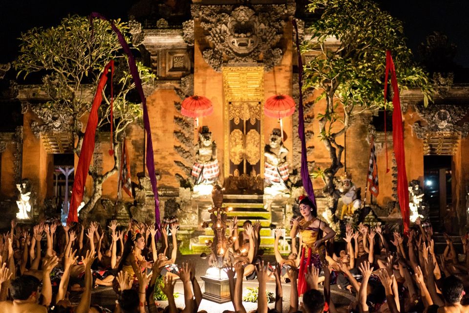 Ubud Kecak at Peliatan Palace