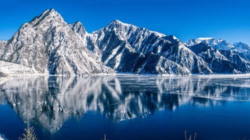Tianshan Tianchi