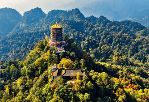 1-Day Tour: Dujiangyan and Qingcheng Mountain in SiChuan With Blue Tears Option