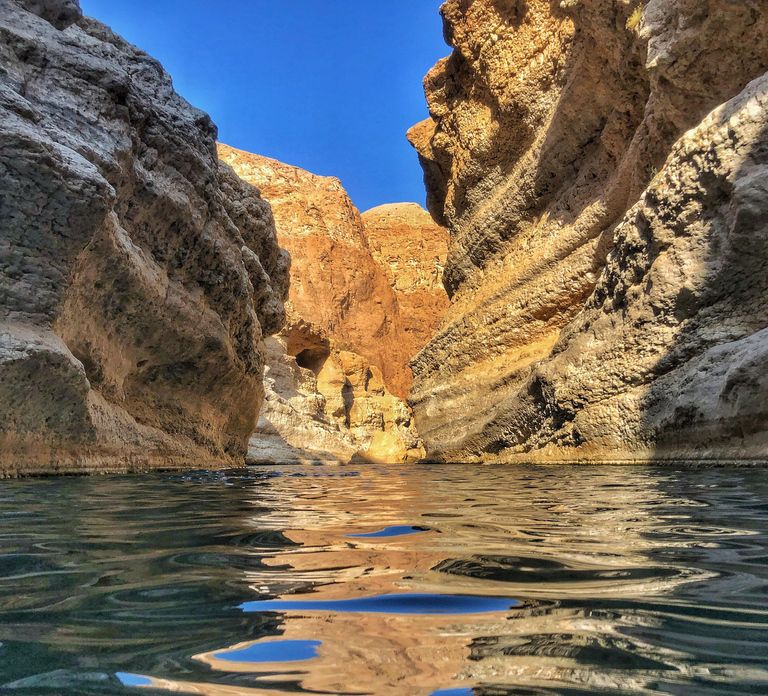 From Muscat: Wadi Shab & Bimmah Sinkhole Full-Day Tour