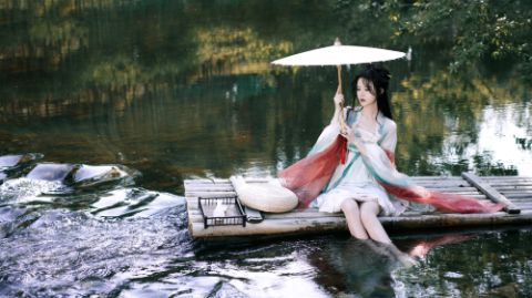 Hangzhou Trip Moments[West Lake bilingual photography services including follow-up shooting, aerial photography, wedding photography, portrait photography, and customized private car tour guide servic