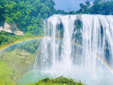 Guizhou Huangguoshu Waterfall Scenic Area Day Ticket (Including Sightseeing Bus) + Escalator