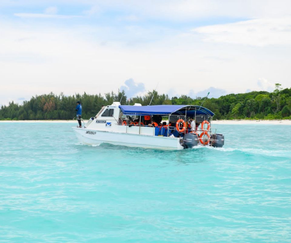 Mengalum Island Snorkeling Day Tour (Min. 4 Pax to Go)