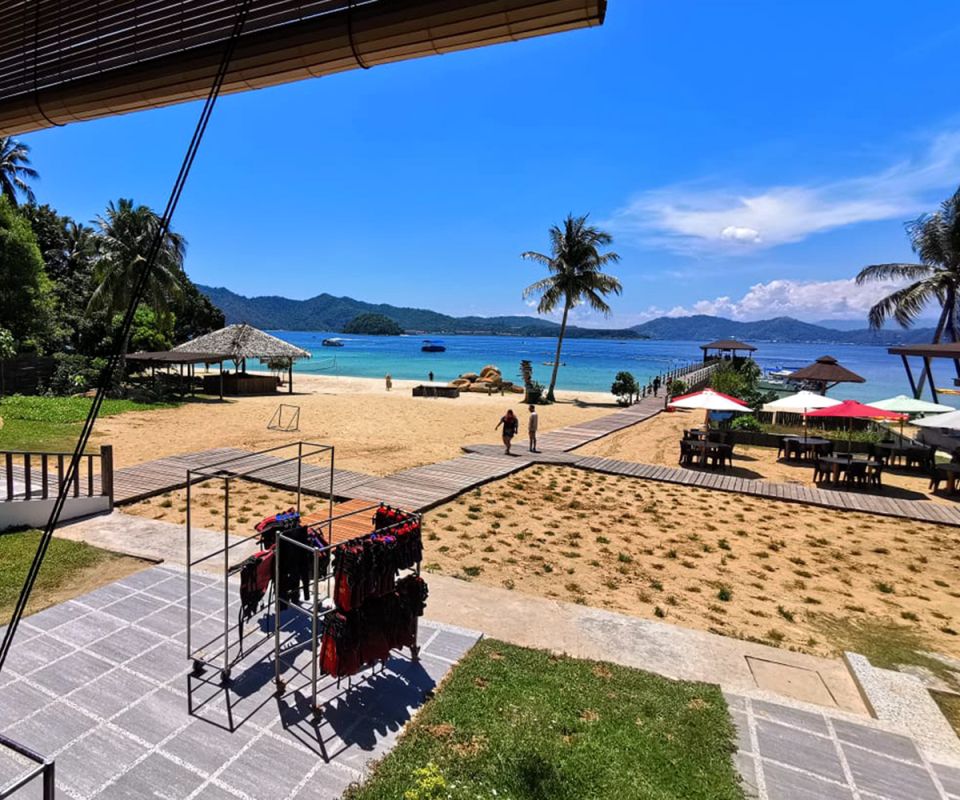 Dreamer Island Snorkeling Day Tour