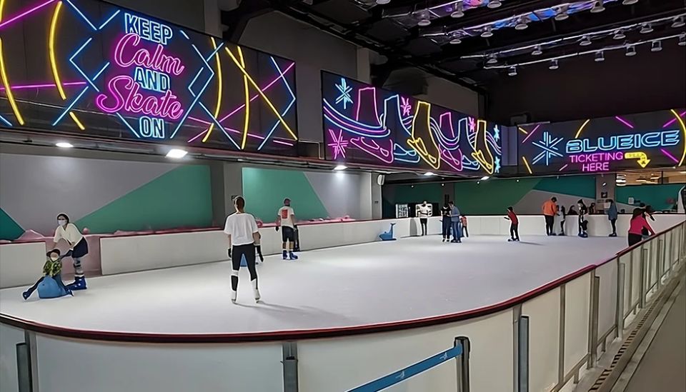 Blue Ice Skating Rink @ Sunway 163 Mall