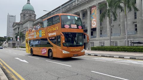 Singapore FunVee Hop-On Hop-Off City Sightseeing Bus Tour