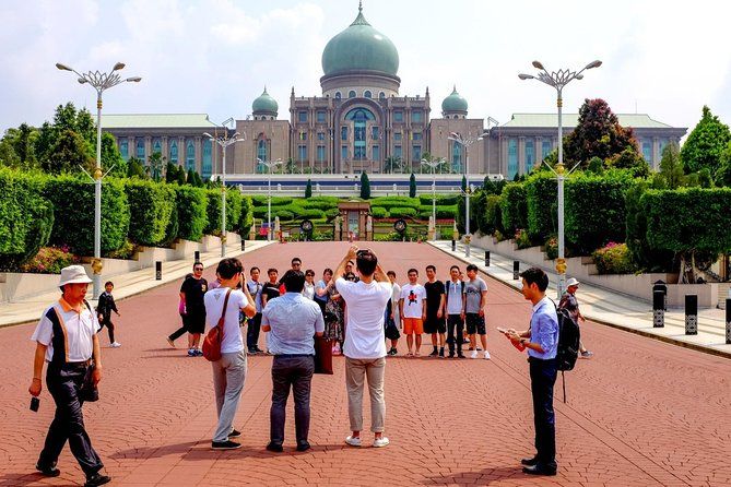 Private Kuala Lumpur and Putrajaya Highlights in One Day