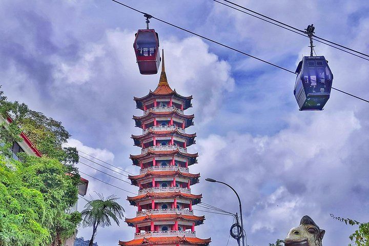 Genting Highlands & Batu Cave Tour (Guided Tour)