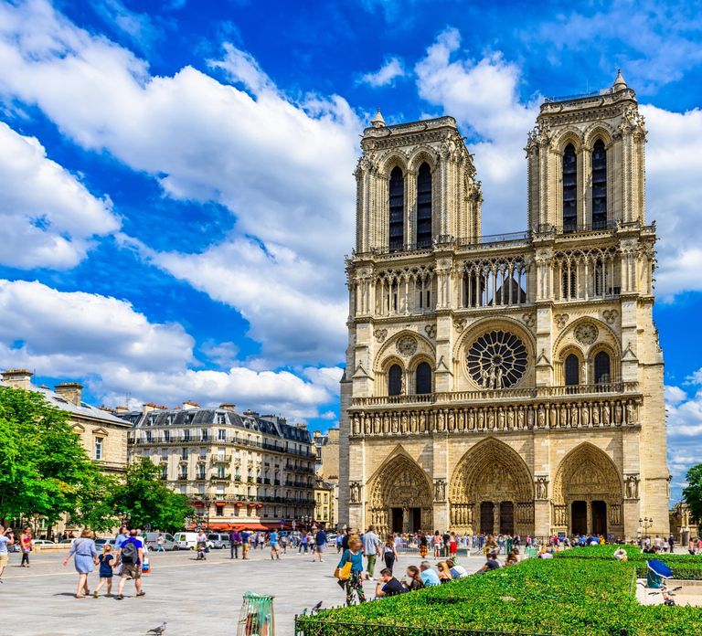 Paris:Notre-Dame Cathedral Interior and Exterior Guided Tour